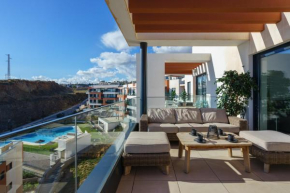 Middel Views penthouse with private pool by Costarentals - Ref 154
